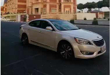 مستعملة Kia Unspecified للبيع في الدوحة #5653 - 1  صورة 
